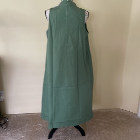 NWT Green Mock Neck Halter Cotton Dress – Size Large - Picture 2 of 3